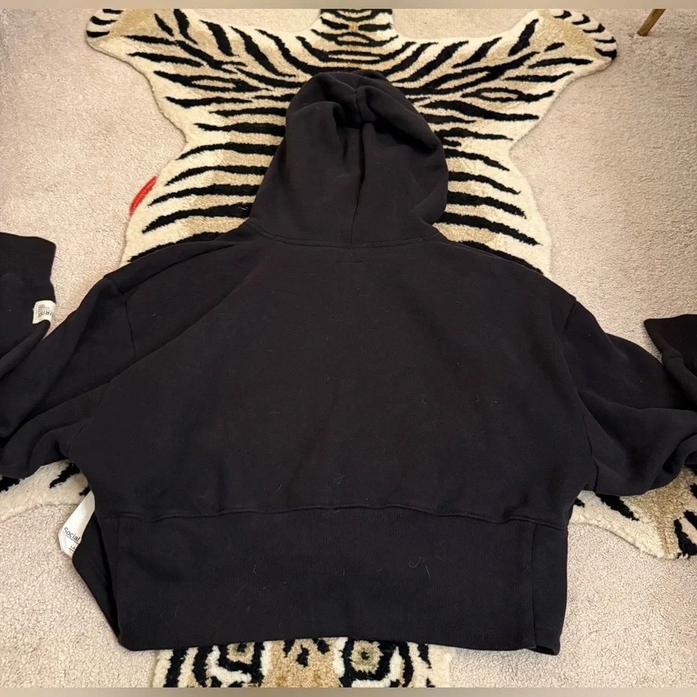 Social Tourist Crop Corset Detail Sweater Black XXL NWT - Picture 10 of 10